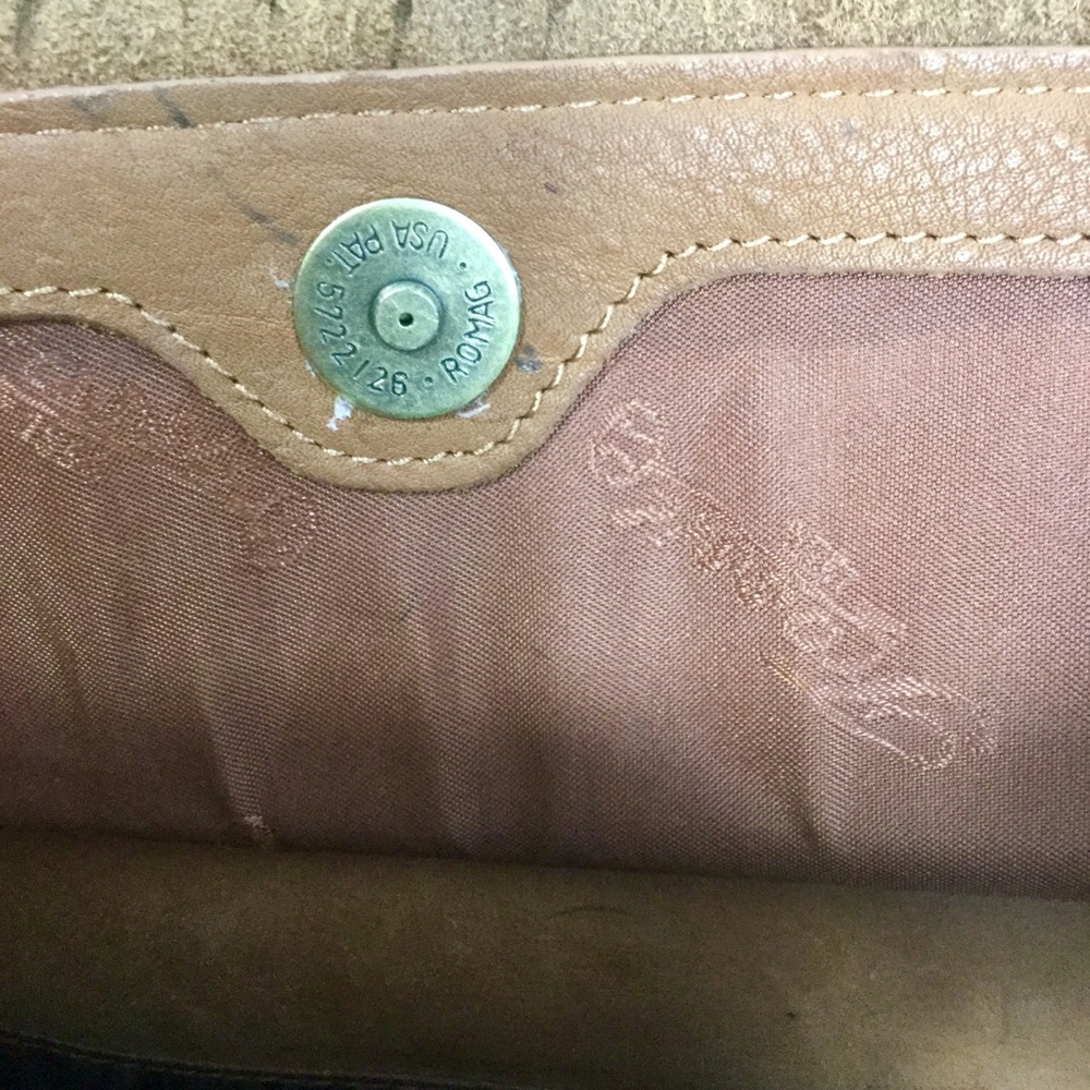 Fossil leather Embossed Purse With Fringe - Picture 5 of 7